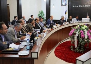 بازدید معاونان سازمان برنامه و بودجه از طرحهای احیاء دریاچه ارومیه
