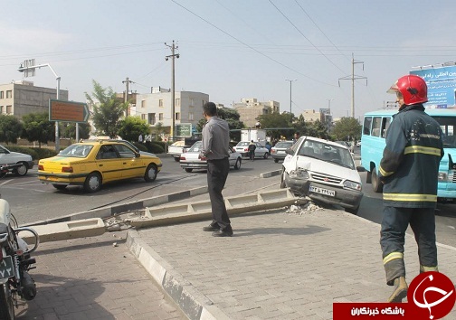 زور آزمایی پراید با تیر برق