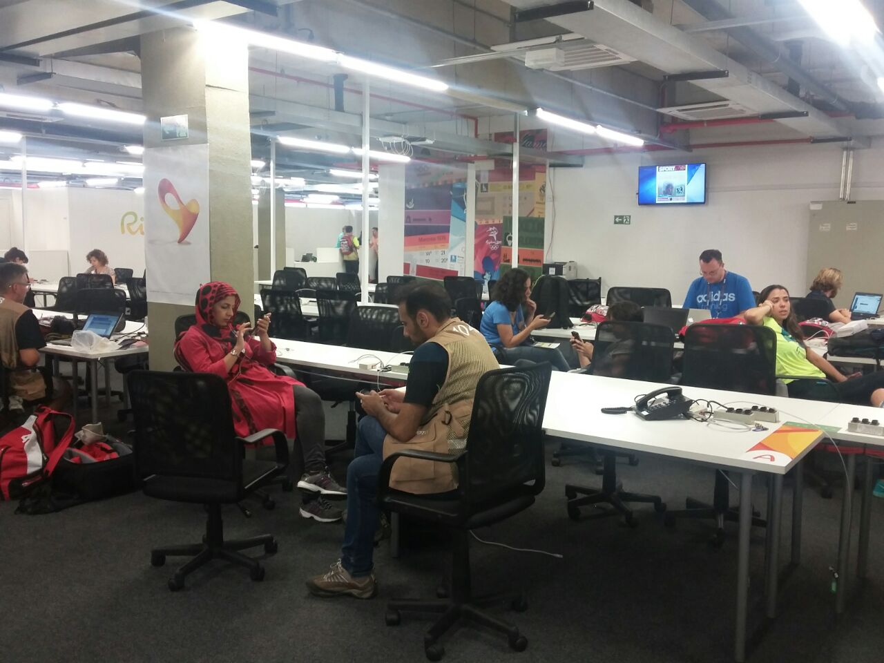 از صف طولانی برای ورود به مرکز رسانه ای مسابقات تا رونق اقتصادی برزیل