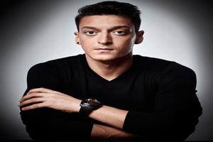 اوزیل و سگ فوتبالیست+فیلم
