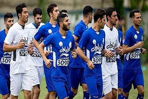 پادوانی از عصر امروز در تمرینات استقلال
