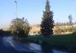 لغزنده شدن بزرگراه حقانی + فیلم لغزنده شدن بزرگراه حقانی + فیلم