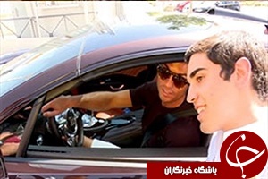 عکس و امضا رونالدو با هوادارانش + فیلم