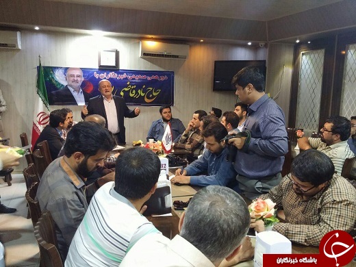 پیگیر اوضاع قشر محروم و مستضعف جامعه و کارگران هستم
