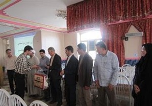 تجلیل از بهورزان