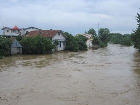 باران در لنگرود سیل شد+ تصاویر