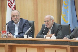 محدودیتی برای فعالیت احزاب وجود ندارد