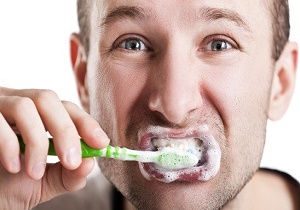 چرا نباید بعد از خوردن آبلیمو مسواک بزنید؟