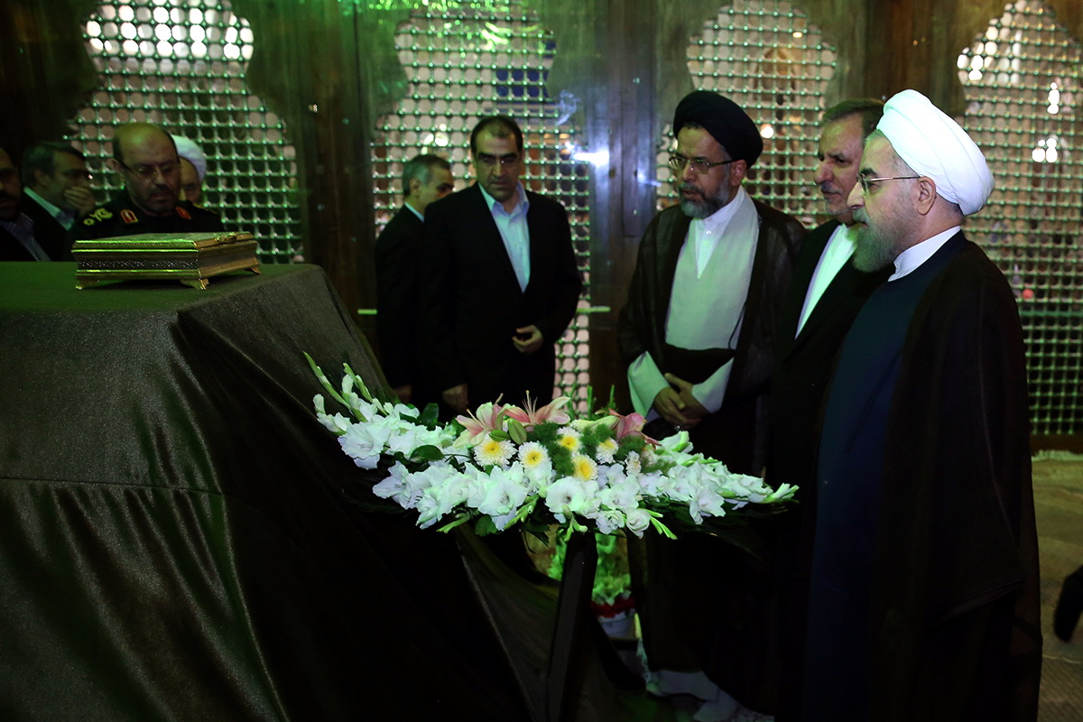 تجدید میثاق رییس جمهور و اعضای دولت با آرمان&zwnj;های امام راحل و شهیدان+ تصاویر