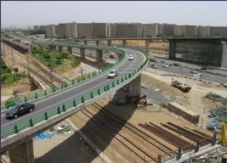 پیشرفت 40 درصدی پل روگذر مالک اشتر
