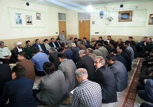 دیدار فرماندار و مسئولان با امام جمعه در اولین روز از هفته دولت