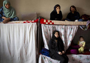 بچه هایی که در زندان بزرگ می شوند