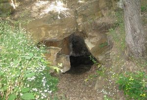 غار سجیران ، غاری با قدمت 3 هزار ساله
