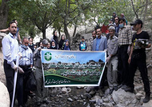 تفرجگاه قره سو توسط مردم و مسئولان پاکسازی شد.