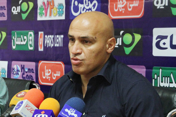 منصوریان: از ۲۸ روز گذشته کاملا رضایت دارم/امیدوارم فردا ۳ امتیاز را بگیریم