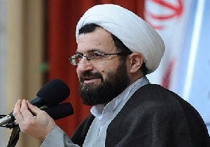 دعای عرفه سراسر عشق امام حسین(ع) به خداوند است