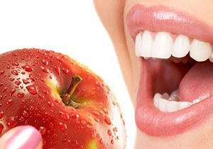 بهترین و بدترین غذاها برای سلامت دندان‌ها