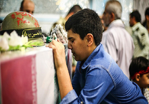 استقبال از سه شهید گمنام دفاع مقدس در بندرعباس
