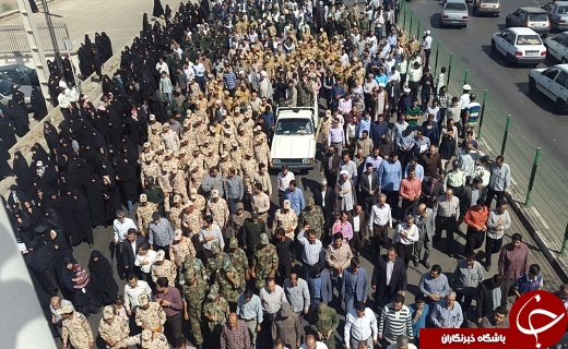 تشییع پیکر مطهر سه شهید سرافراز+ عکس