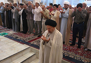 اقامه نماز عید سعید قربان در سومین حرم اهل بیت (ع)