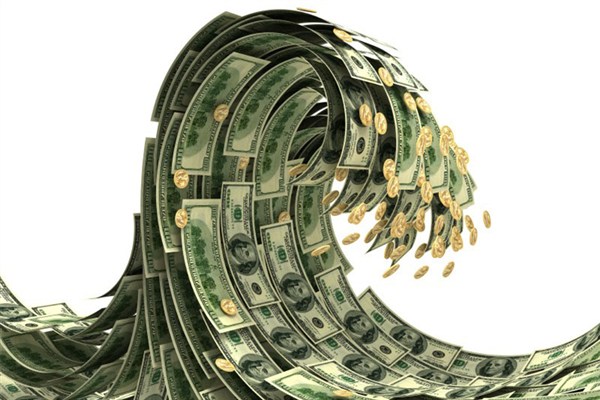 تزریق نقدینگی راه خروج از رکود نیست/ فقط بدهی واحدها بیشتر می‌شود