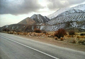 ارتفاعات کوه های تاش شاهرود سفید پوش شد