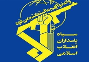 برگزاری رژه بزرگ نیروهای مسلح در آغاز هفته دفاع مقدس در بندرعباس