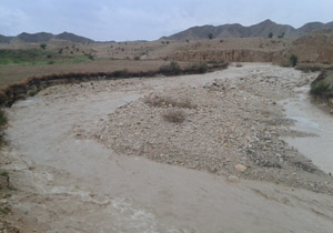 جاری شدن رود خانه فصلی