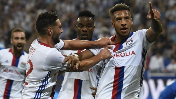 توقف قهرمان ایتالیا برابر قهرمان لیگ اروپا/شکست سنگین شاگردان کرانچار برابر لیون