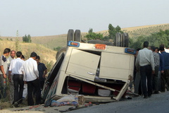 18 كشته و مجروح در واژگونی مرگبار مينی&zwnj;بوس در عجب شير