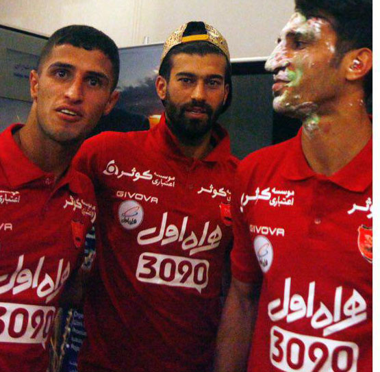 جشن تولد ستاره پرسپولیس تمرین قبل دربی + تصاویر