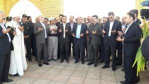 استاندار به مقام شامخ شهدای بوکان ادای احترام کرد