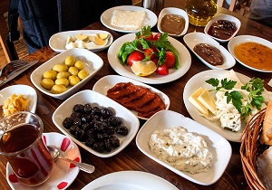 چرا باید صبحانه خورد؟ / چگونگی برخورد با بی&zwnj;میلی دانش&zwnj;آموزان نسبت به وعده صبحانه
