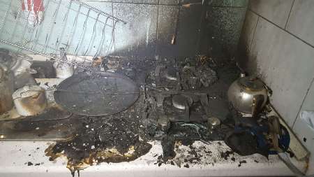 مهار آتش دریک هتل آپارتمان در مشهد