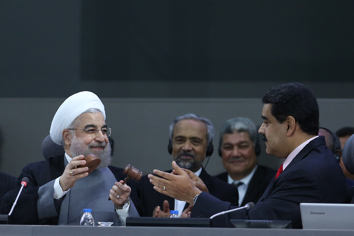 روحانی ریاست جنبش عدم تعهد را به ونزوئلا سپرد + عکس