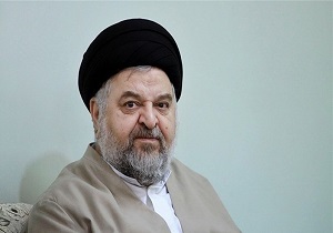 مدير عامل بانك صادرات با آيت الله شهرستانی ديدار كرد