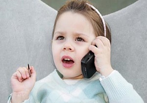 تلفن همراه؛ دوست ناباب؟/موبایل تا قبل از 12 سالگی ممنوع!