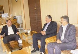 تقدیررئیس دانشگاه علوم پزشکی از مدیرکل دیوان محاسبات
