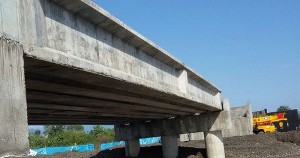 عرشه گذاری پل ریلی آستارا– آستارا