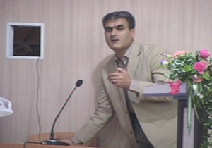 رانندگان سرویس مدارس شهر مهاباد در جلسه ای توجیهی شرکت کردند.