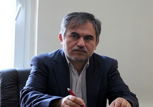 يك بام و دو هواى سازمان غذا و دارو/ بازار دارويى بايد كوچك شود