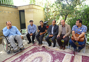 حضور مدیرکل ورزش فارس در منزل بهمن گلبادنژاد