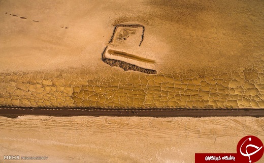 استخراج نمک در بیابان داغ&lrm;