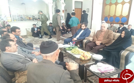 سفراستاندار به تاکستان
