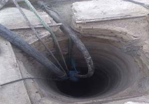کف‌شکنی 6 حلقه چاه روستایی در بندرعباس