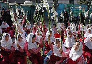 مراسم جشن شکوفه ها در اردبیل برگزار شد