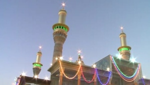 رونمایی از مناره های طلا کاری شده حرم کاظمین علیه السلام + فیلم