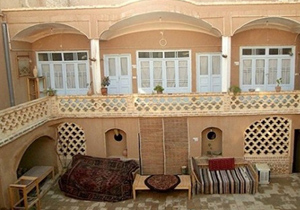 اصفهان مرکز اقامتگاه بوم گردی کشور
