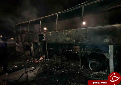 آتش گرفتن کامل یک اتوبوس در جاده خرم آباد- زال+تصاویر