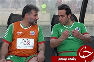 اعتراض شدید علی کریمی به لباس تیم ستارگان + فیلم